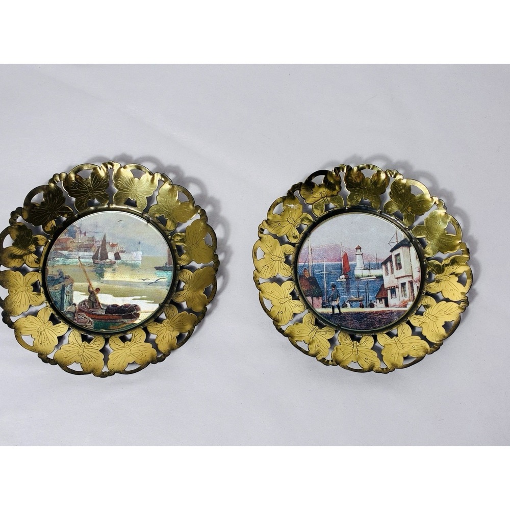 VINTAGE‎ 6" Round MADE IN ENGLAND BRASS BUTTERFLY FRAME WALL PICTURE Hanging